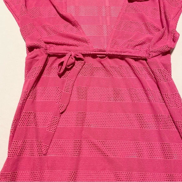 La Vie En Rose Pink Mesh Beach Cover-Up Size Large - Picture 5 of 16